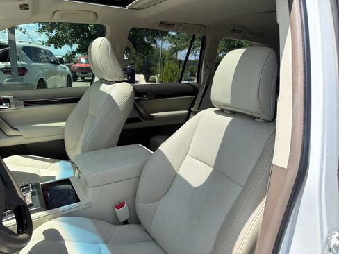Used 2017 Lexus GX 460 Premium AWD/4WD image 20