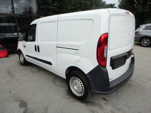 Used 2018 RAM ProMaster City Tradesman FWD image 6