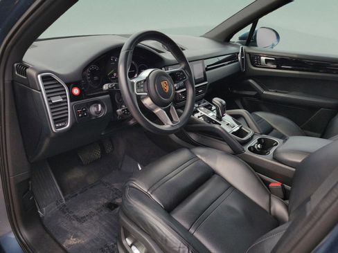 Used 2020 Porsche Cayenne E-Hybrid image 24