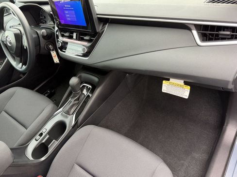 Certified 2025 Toyota Corolla LE FWD image 35