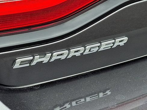 Used 2013 Dodge Charger SE w/ Sport Appearance Group RWD image 7