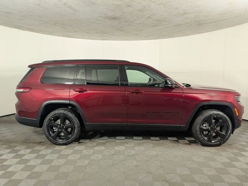 New 2025 Jeep Grand Cherokee L Limited w/ Black Appearance Package image 6