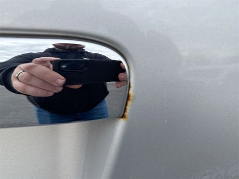 Used 2005 MAZDA Tribute I image 33