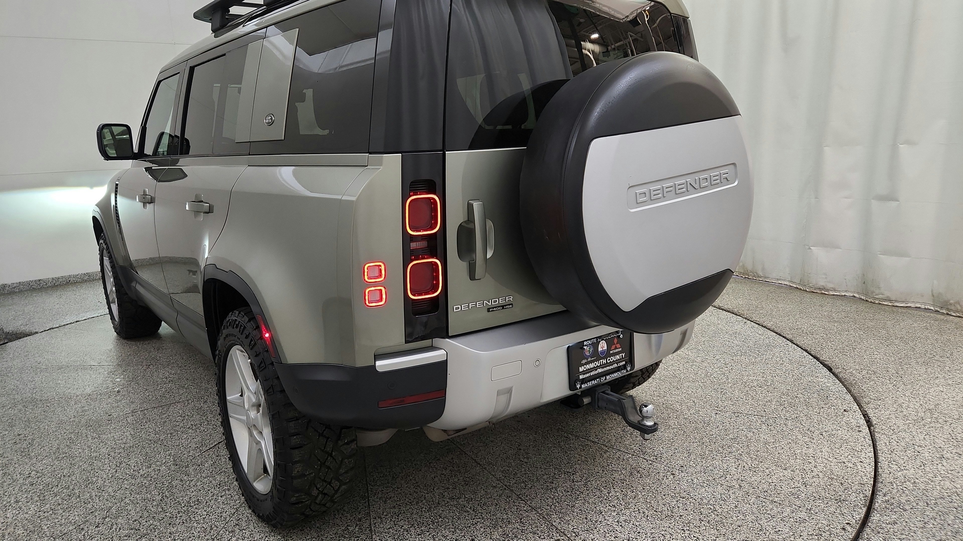 Used 2020 Land Rover Defender 110 HSE AWD/4WD image 29