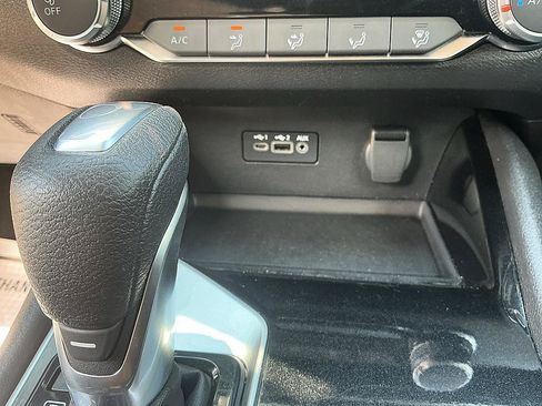 Certified 2024 Nissan Altima 2.5 SV FWD image 20