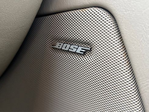 Used 2005 Cadillac XLR RWD image 23