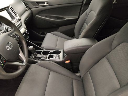Used 2018 Hyundai Tucson SEL FWD image 17