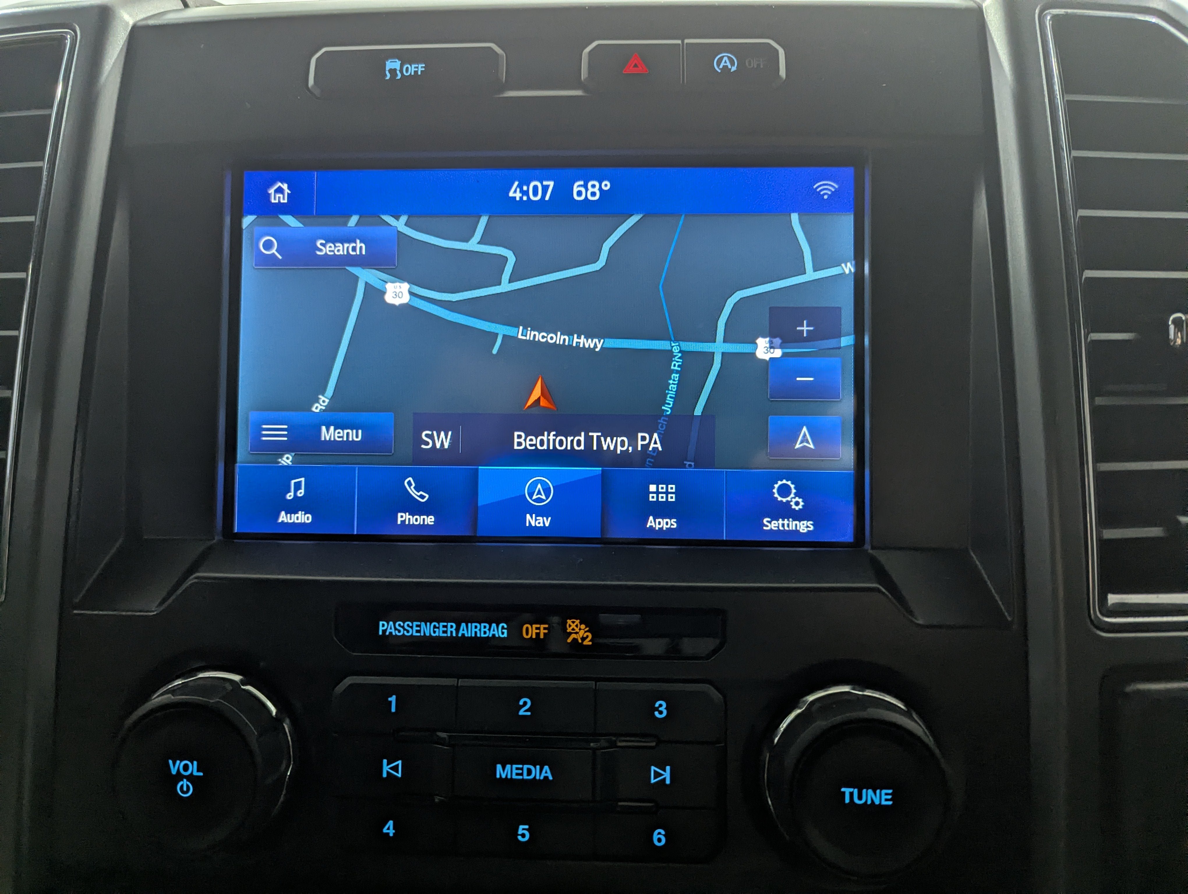 Used 2019 Ford F150 XLT w/ Equipment Group 302A Luxury AWD/4WD image 25