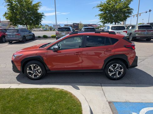 Used 2025 Subaru Crosstrek 2.0i Premium AWD/4WD image 10