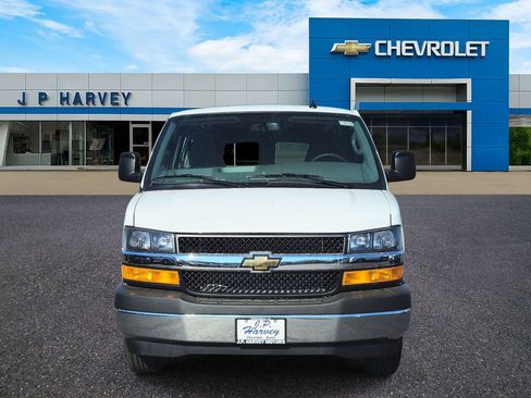New 2025 Chevrolet Express 3500 Work Van image 2