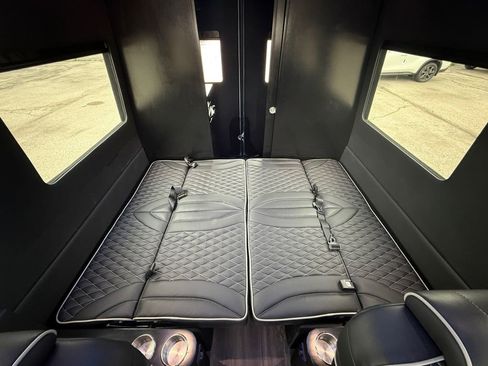 Used 2023 Mercedes-Benz Sprinter 3500 w/ Parking Package image 35