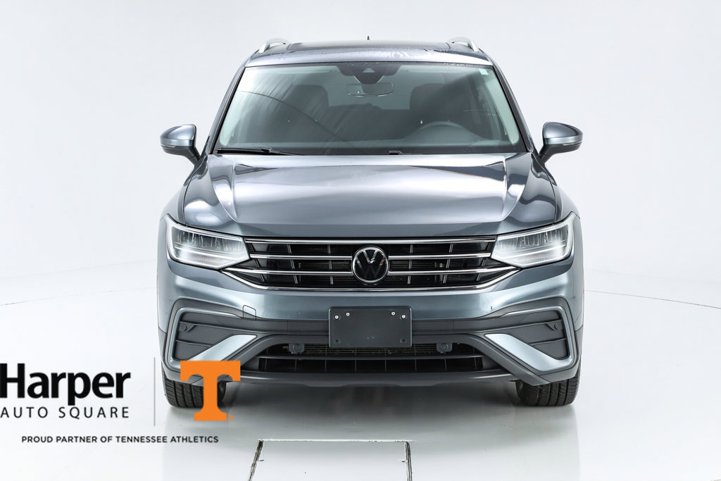 Used 2022 Volkswagen Tiguan SE AWD/4WD image 16