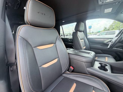 Used 2022 GMC Yukon AT4 w/ Technology Package AWD/4WD image 26