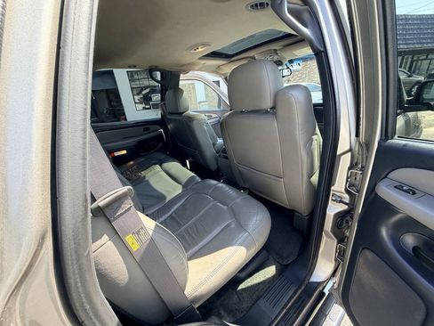 Used 2002 Chevrolet Tahoe LT AWD/4WD image 27