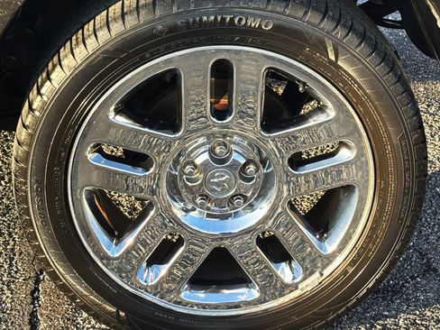 Used 2011 Dodge Nitro Heat w/ Popular Equipment Group image 8