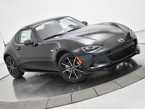 New 2026 MAZDA MX-5 Miata RF Grand Touring w/ Appearance Package RWD image 2