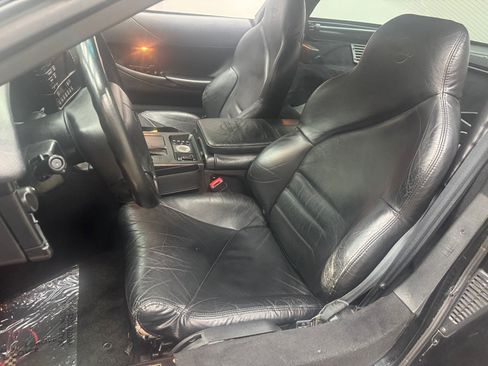 Used 1995 Chevrolet Corvette Coupe RWD image 15
