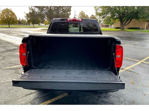 Used 2017 Chevrolet Colorado Z71 image 11