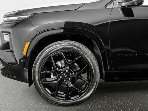 Used 2026 Chevrolet Traverse RS AWD/4WD image 24