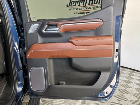 Used 2023 GMC Sierra 1500 Denali Ultimate AWD/4WD image 22