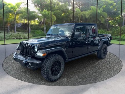 Used 2022 Jeep Gladiator Sport AWD/4WD image 1