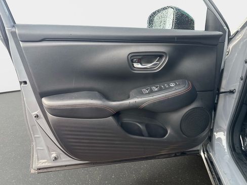 Used 2024 Honda HR-V Sport image 16