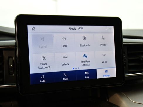 Used 2023 Ford Explorer XLT w/ Equipment Group 202A AWD/4WD image 32