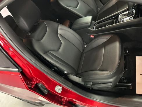 New 2026 Jeep Compass Limited image 23