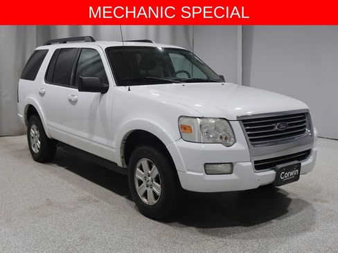 Used 2010 Ford Explorer XLT AWD/4WD image 1