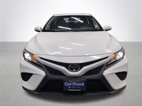 Used 2018 Toyota Camry L image 3