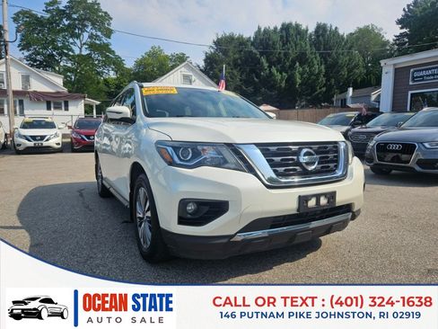 Used 2017 Nissan Pathfinder SL AWD/4WD image 7