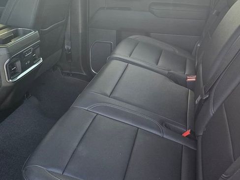 Used 2023 GMC Sierra 1500 SLT w/ SLT Premium Package AWD/4WD image 10