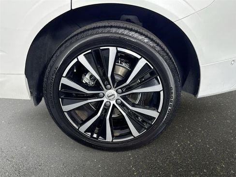 Used 2023 Volvo XC60 B5 Plus w/ Protection Package Premier FWD image 34