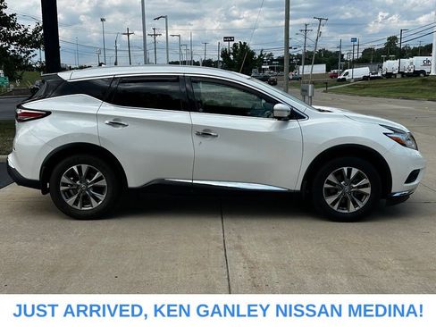 Used 2015 Nissan Murano SL w/ SL Technology Package AWD/4WD image 2
