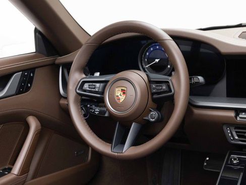 Used 2024 Porsche 911 Carrera image 8