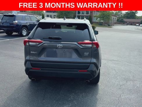 Used 2020 Toyota RAV4 XLE AWD/4WD image 7