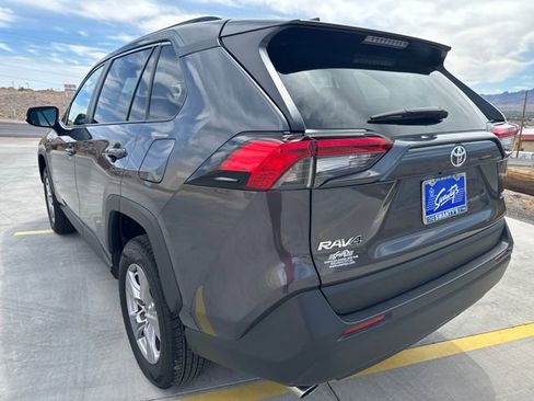 Used 2025 Toyota RAV4 XLE image 3