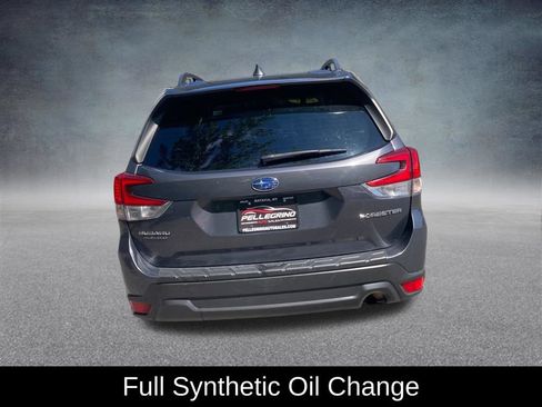 Used 2021 Subaru Forester Premium AWD/4WD image 5