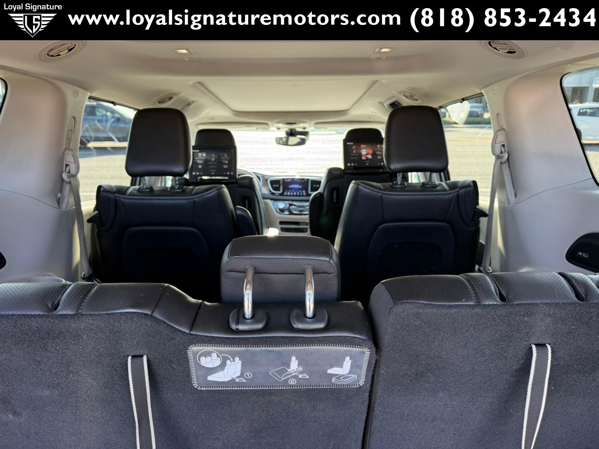 Used 2018 Chrysler Pacifica Limited w/ Advanced Safetytec Group FWD image 11