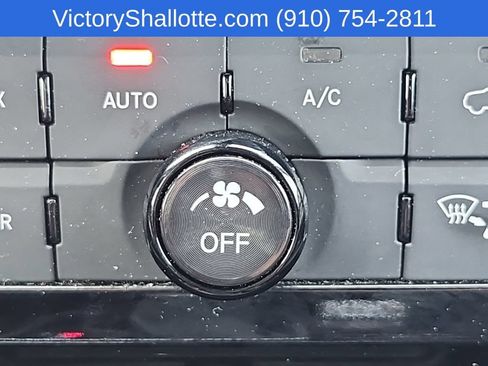 Used 2024 Jeep Compass Limited AWD/4WD image 12