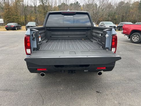 Certified 2025 Honda Ridgeline TrailSport+ image 31