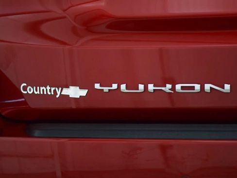 Used 2024 GMC Yukon AT4 AWD/4WD image 24