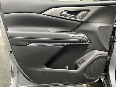 New 2025 Chevrolet Traverse LT w/ LPO, Floor Liner Package image 22