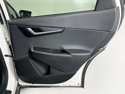Used 2022 Kia EV6 Light image 29