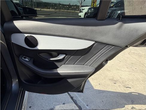 Used 2021 Mercedes-Benz C 300 Sedan image 27