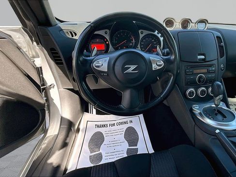Used 2014 Nissan 370Z Coupe image 7