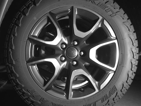 Used 2025 Jeep Compass Trailhawk AWD/4WD image 14