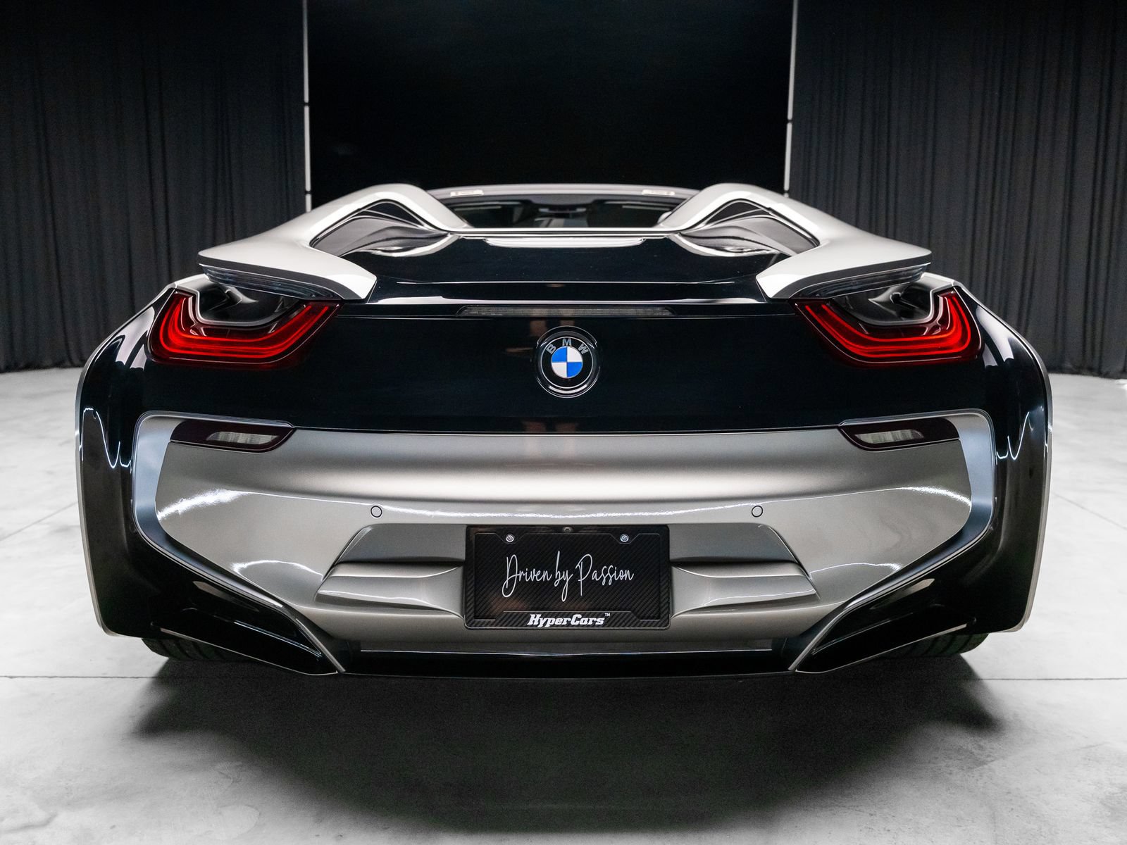 Used 2019 BMW i8 Roadster AWD/4WD image 30