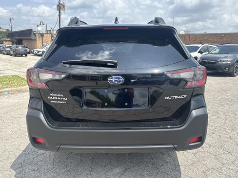 New 2025 Subaru Outback Premium image 4