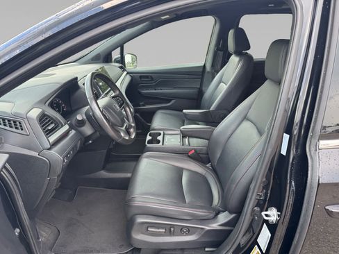 Used 2025 Honda Odyssey Sport-L image 11